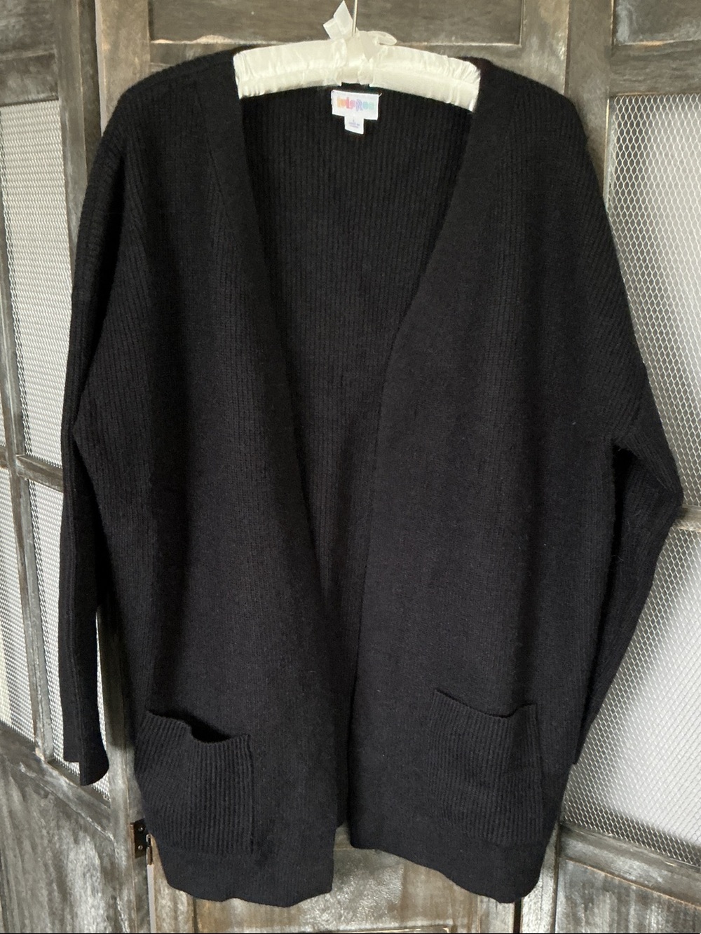 LuLaRoe Essential sweater in black